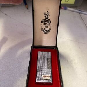 Vintage Hadson Gas Lighter in Case